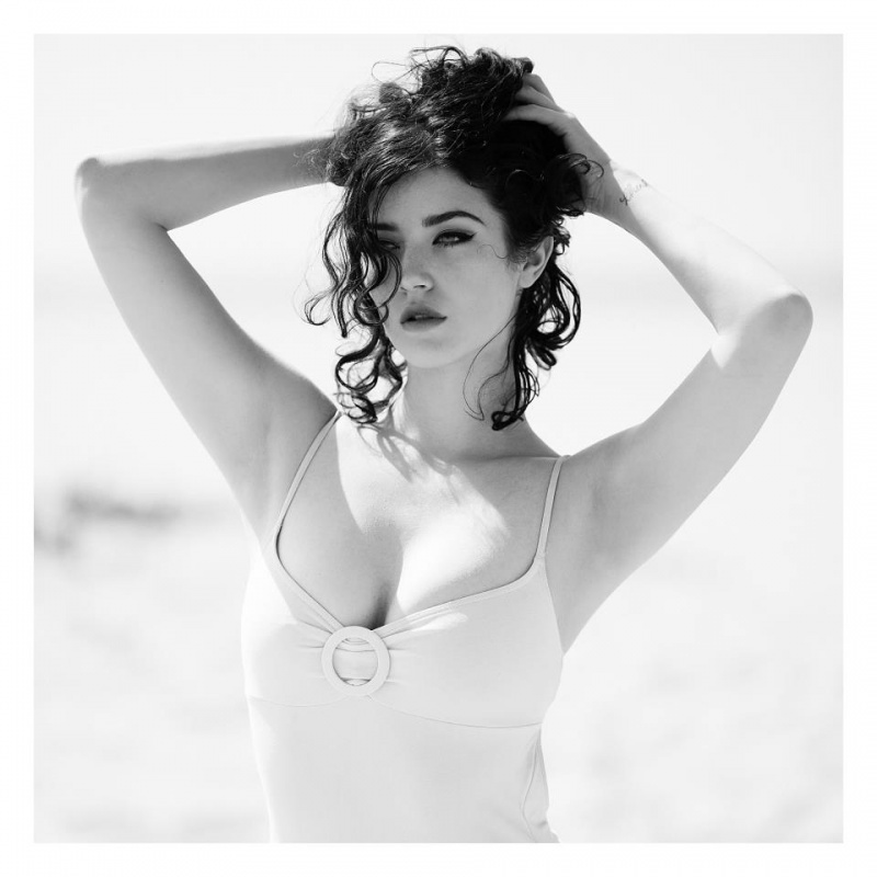 Female model photo shoot of McKenzie Eckels in Seal Beach