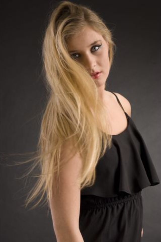 Female model photo shoot of Natalie Jane  in Salem OR
