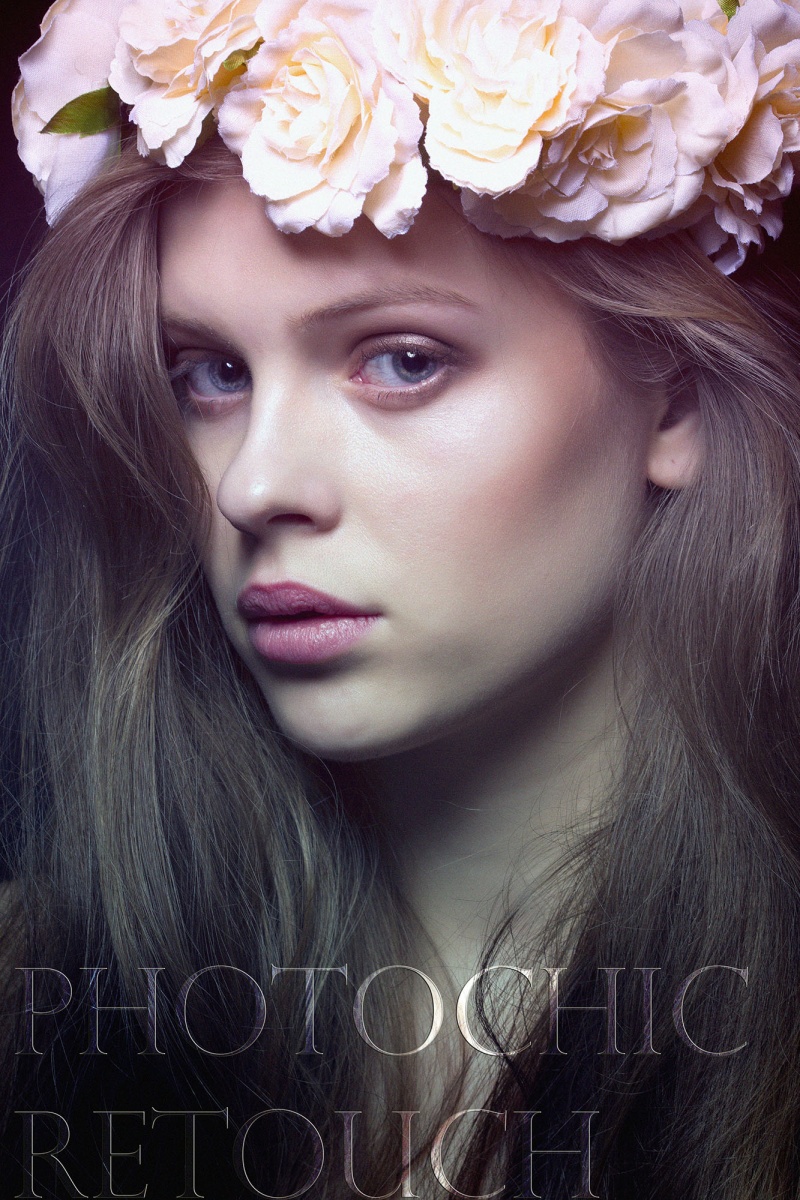 Female model photo shoot of PhotoChic