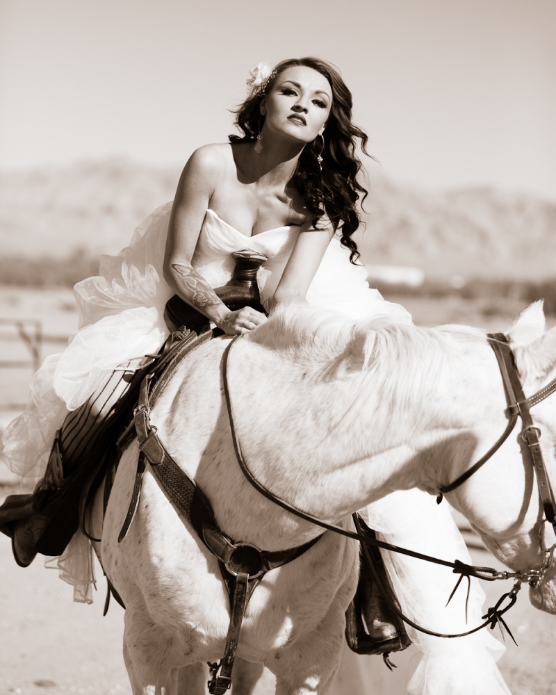 Female model photo shoot of Rochelle Wilhelms Photo in Las Vegas, Nevada