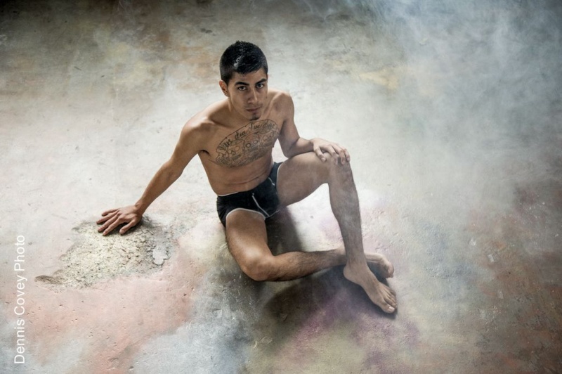 Male model photo shoot of Romeo Reyes