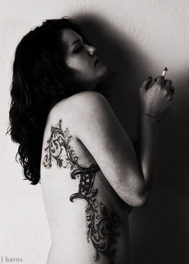 Female model photo shoot of Lara Elaine by J Barns 
