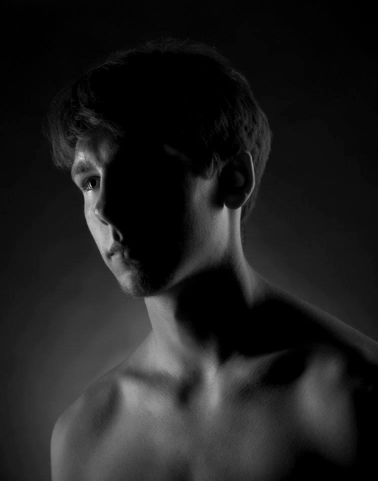 Male model photo shoot of Nick Yell