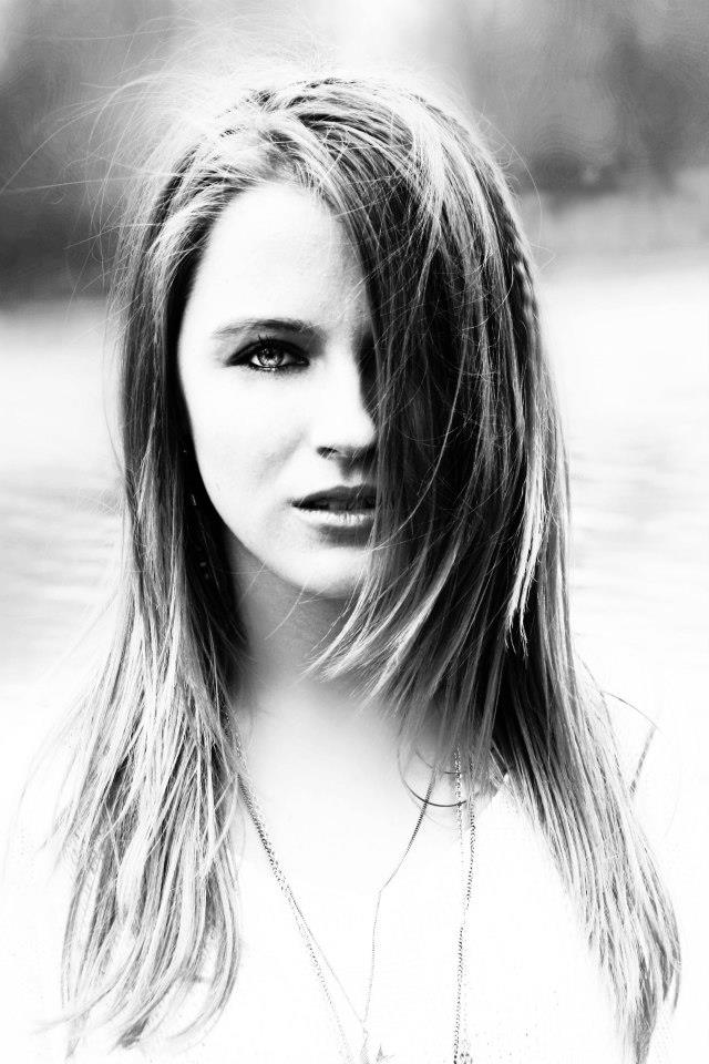 Female model photo shoot of Helina Hein