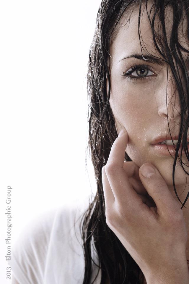 Female model photo shoot of Nicole Ceez by Ken Dobson