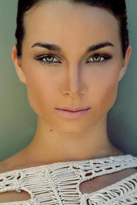 Female model photo shoot of Olga Sokolov