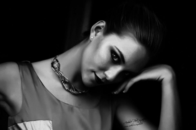 Female model photo shoot of Alexandra Ironside