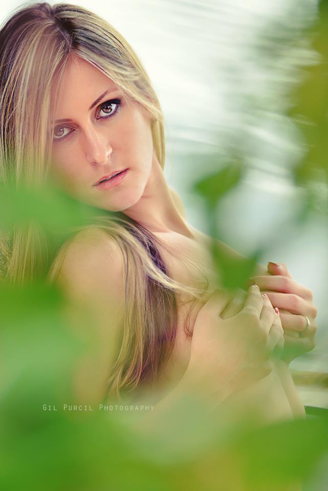 Female model photo shoot of Ewa Vishnevsky in Key Biscayne