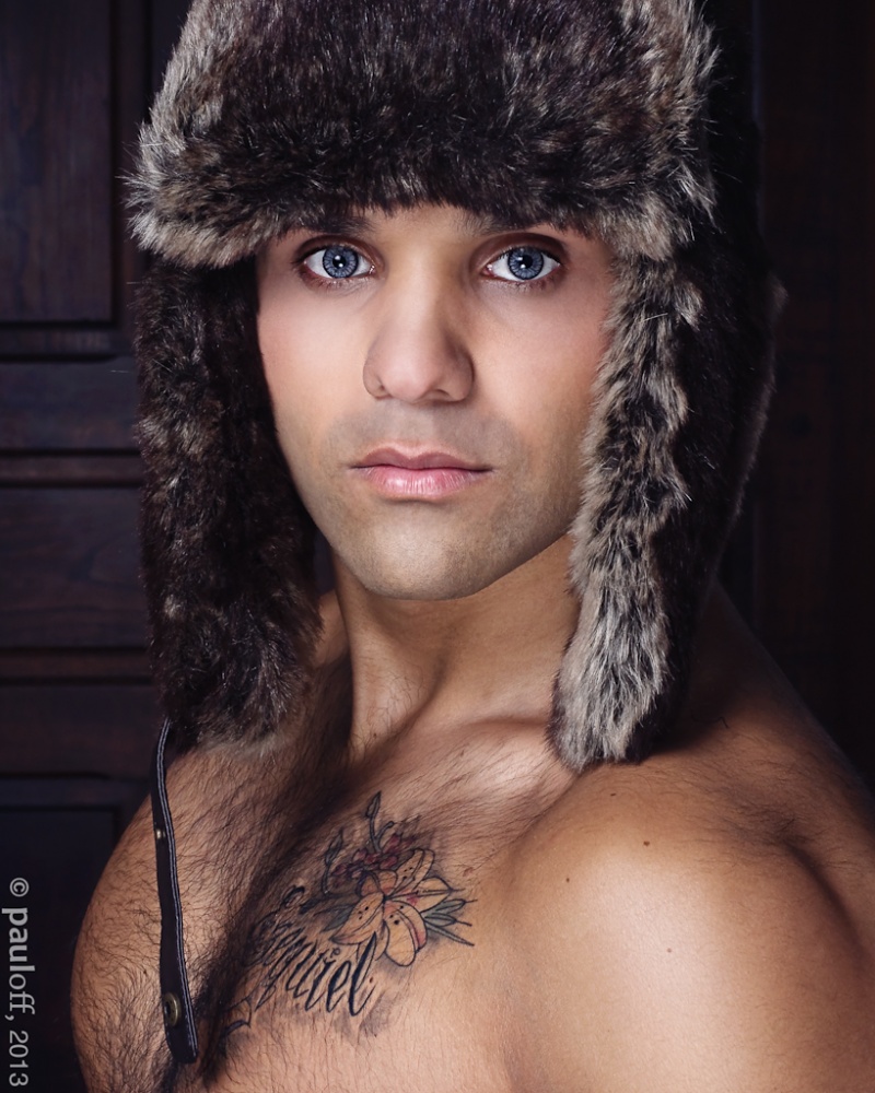 Male model photo shoot of pauloff