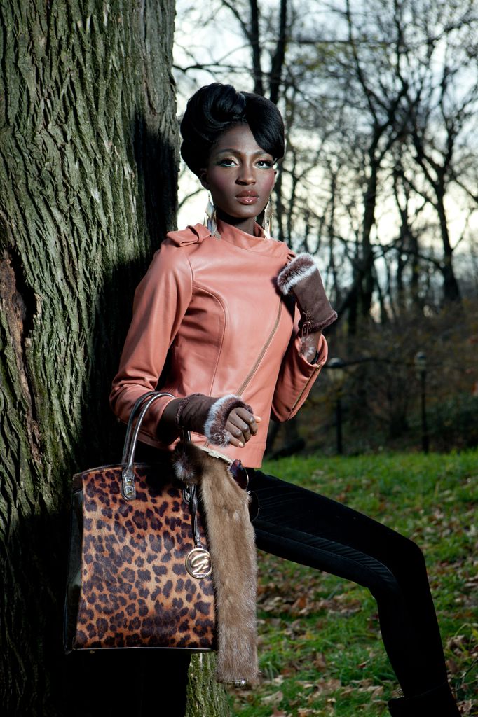 Female model photo shoot of Abie jammeh in bebenoir