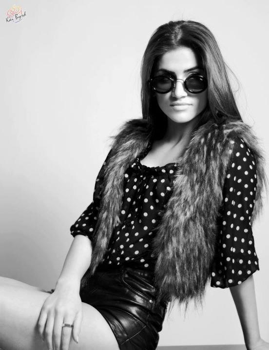 Female model photo shoot of Sarah Al-Salman in Detriot