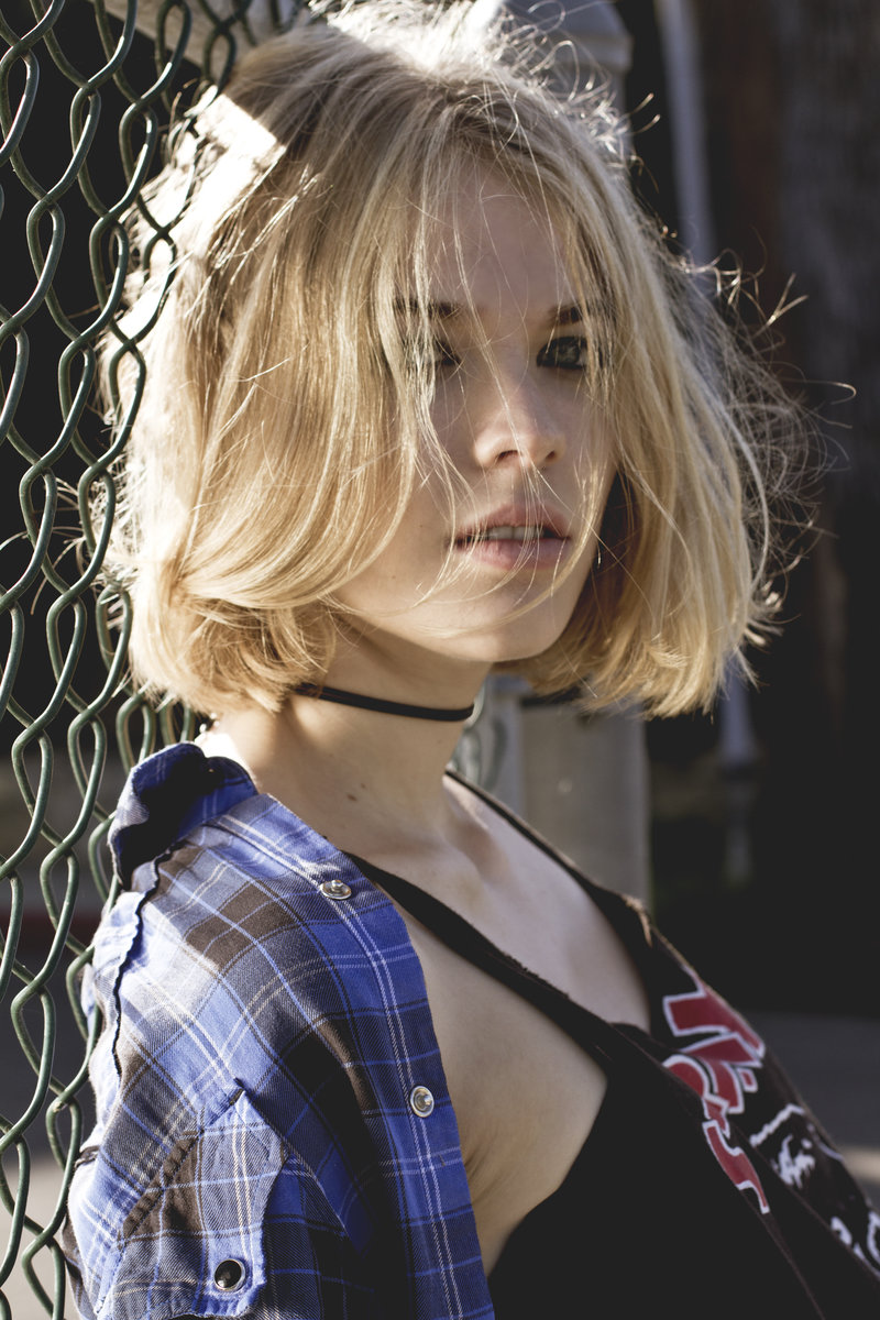 Female model photo shoot of Karen Wall in Manhattan Beach, CA