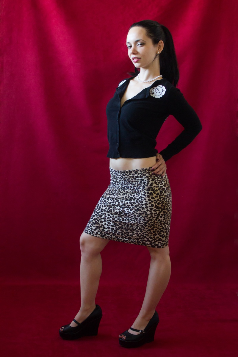 Female model photo shoot of KittenBomb by Berf Dingle in Phoenix