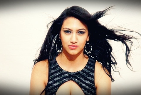 Female model photo shoot of Meera P