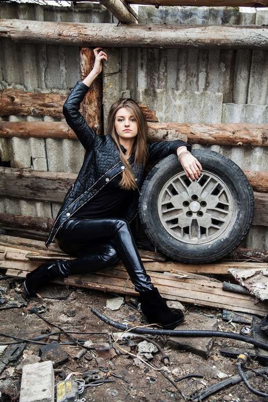 Female model photo shoot of Dovile Zubyte