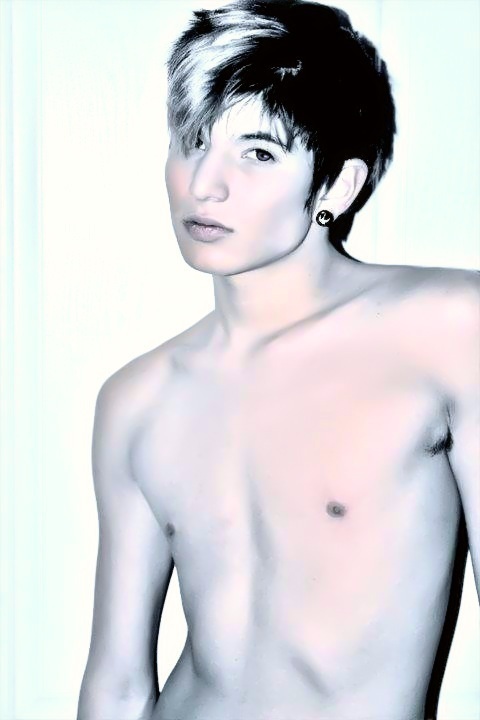 Male model photo shoot of Nicholas Vohnson 