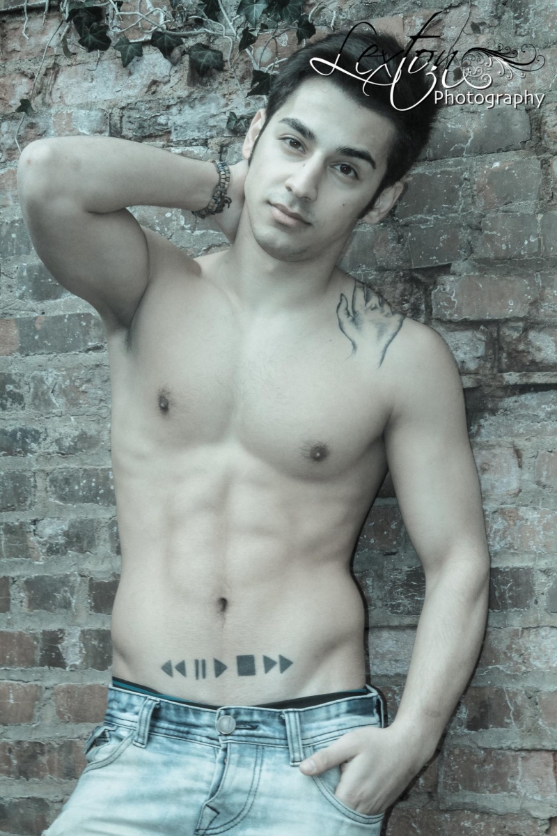 Male model photo shoot of Erfan Fakhim