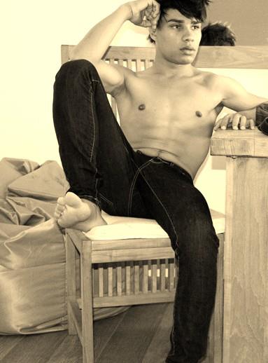 Male model photo shoot of WillieSant