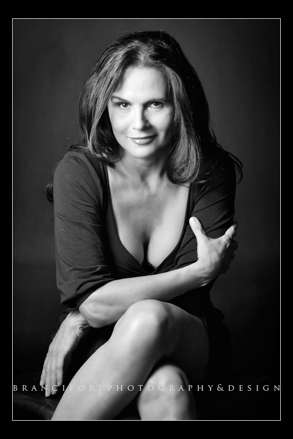 Female model photo shoot of Debra Garrett