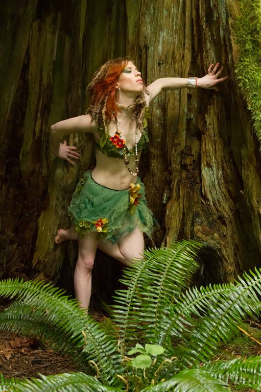 Female model photo shoot of ebbfauna and Dreaming in Dreads by Steve Lukinuk, body painted by Urbanheart
