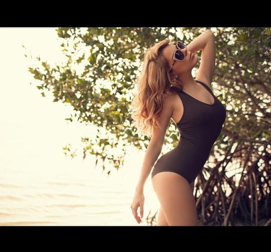 Female model photo shoot of Stefanie Marianella by Justin Michel  in Everglades