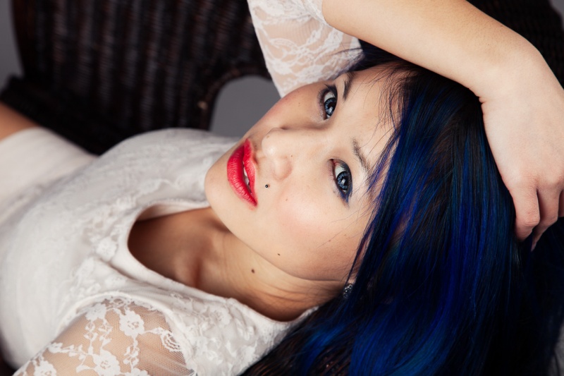 Female model photo shoot of Mani Houngnakhone