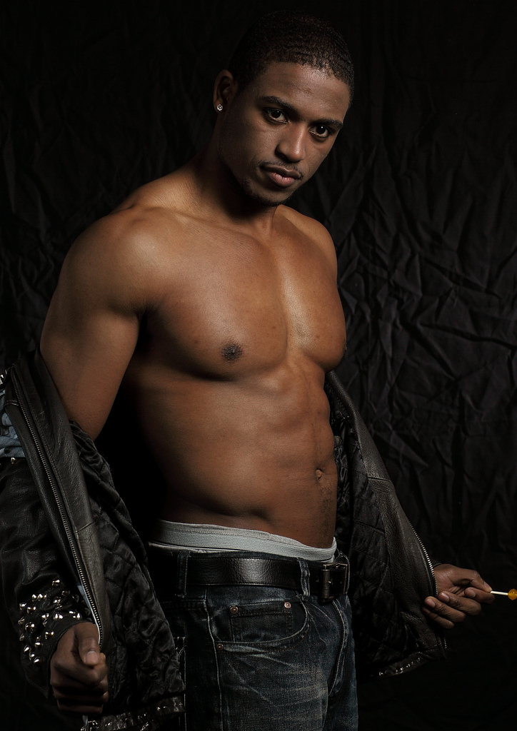 Male model photo shoot of Justqqq