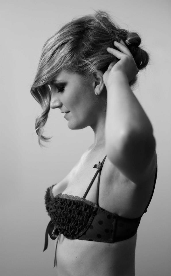 Female model photo shoot of superJennifer by Brian Possy
