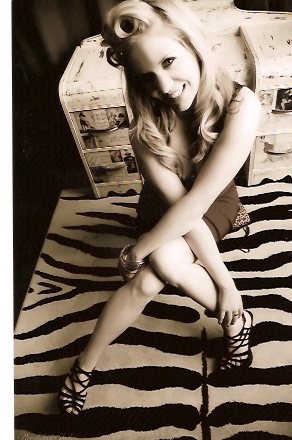 Female model photo shoot of Lexi Blye