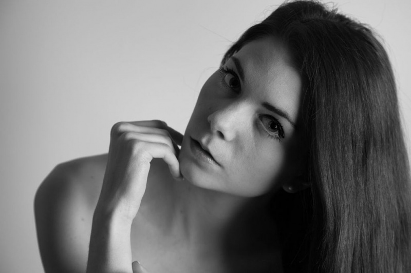 Female model photo shoot of Marion Bussac