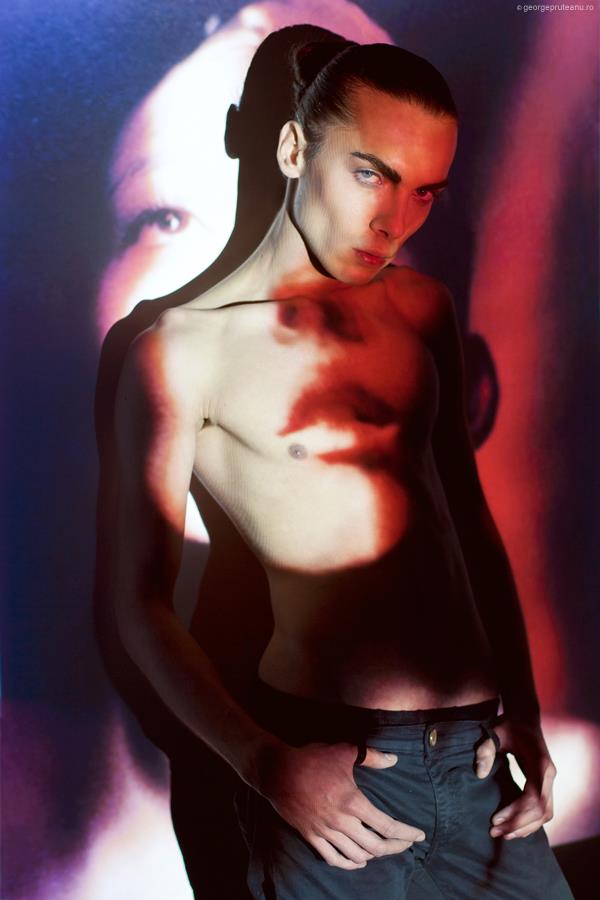 Male model photo shoot of Dorian Duc