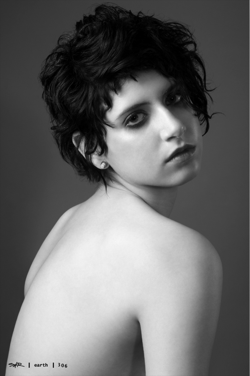 Male model photo shoot of Curt Darling Salon in 440 S. Main St, DTLA 90013