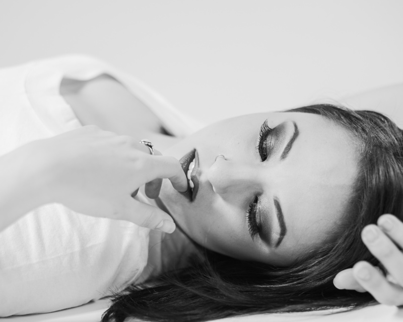 Female model photo shoot of Jay-Lee Jones