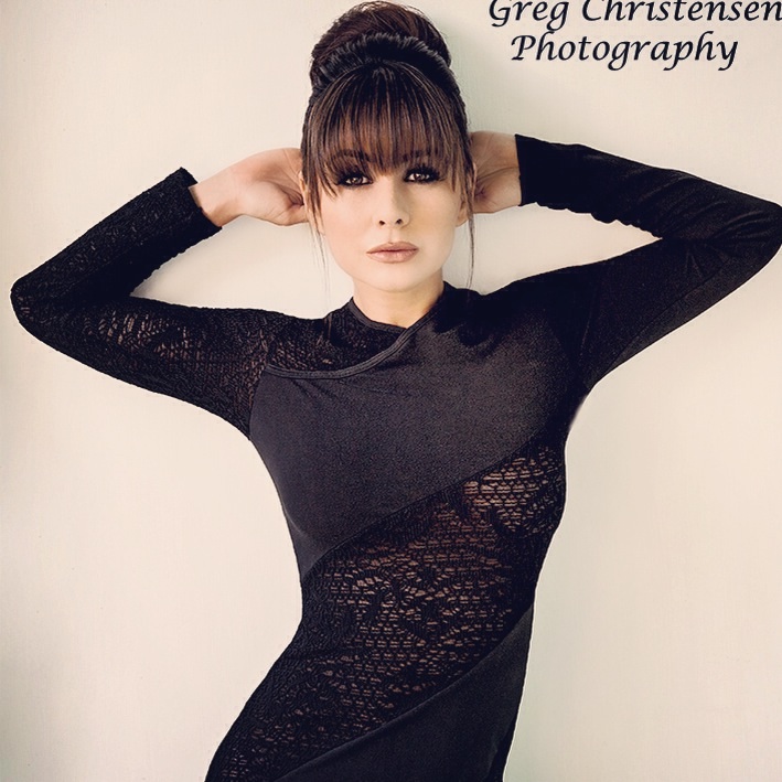 Female model photo shoot of Roxanne Mari