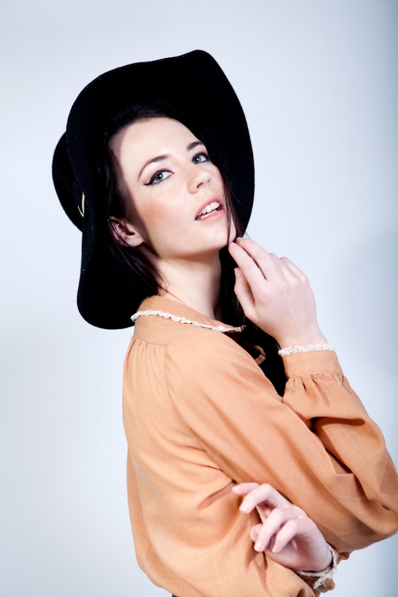 Female model photo shoot of Alexandra McDonald