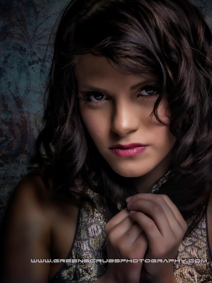 Female model photo shoot of gisellerubia by Lyndon Maristela