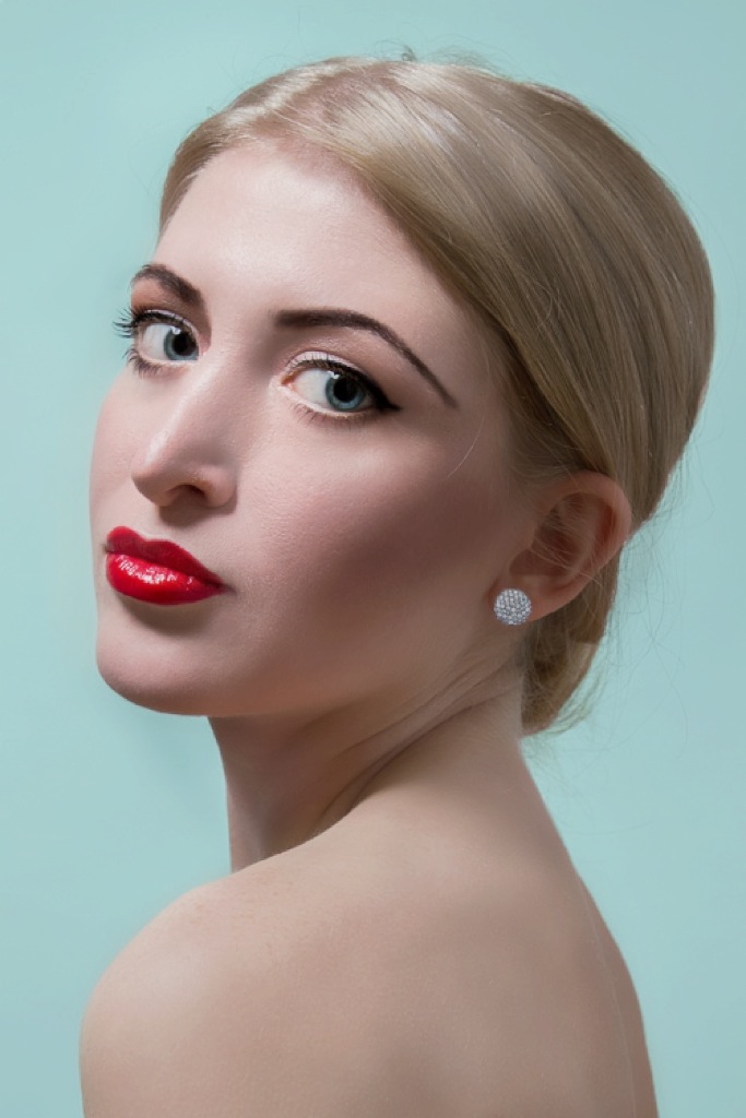 Female model photo shoot of Irina Leksina by Aleesha Woodson
