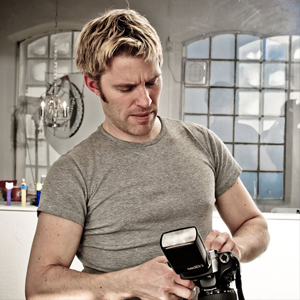 Male model photo shoot of Jonas Ryden