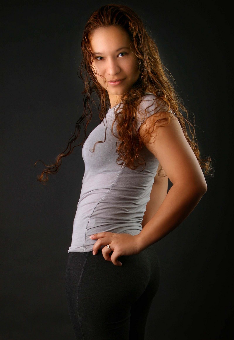 Female model photo shoot of Karolina Rodriguez
