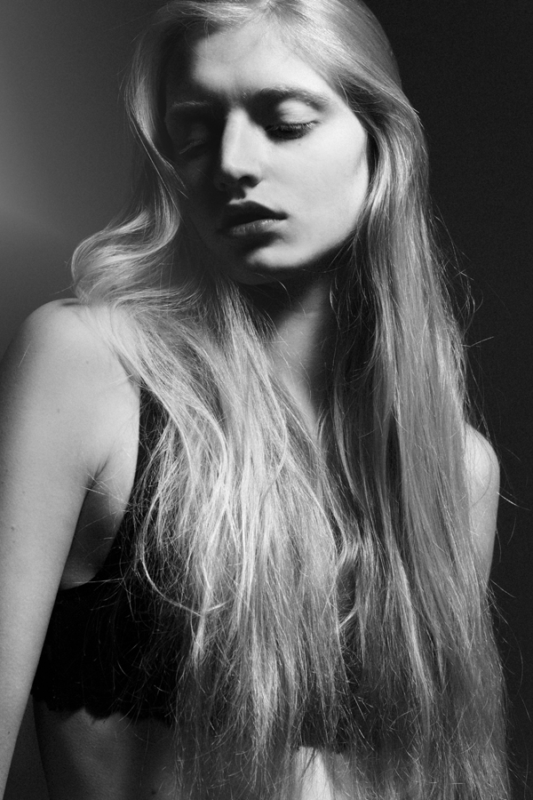 Female model photo shoot of Jordyn Grae