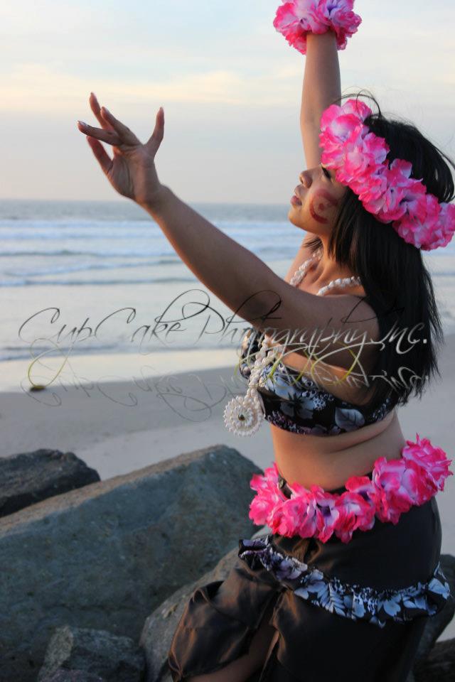 Female model photo shoot of Ronnae Beech in Mission Beach