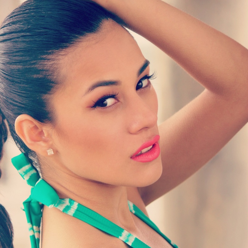Female model photo shoot of nathalie carbajal