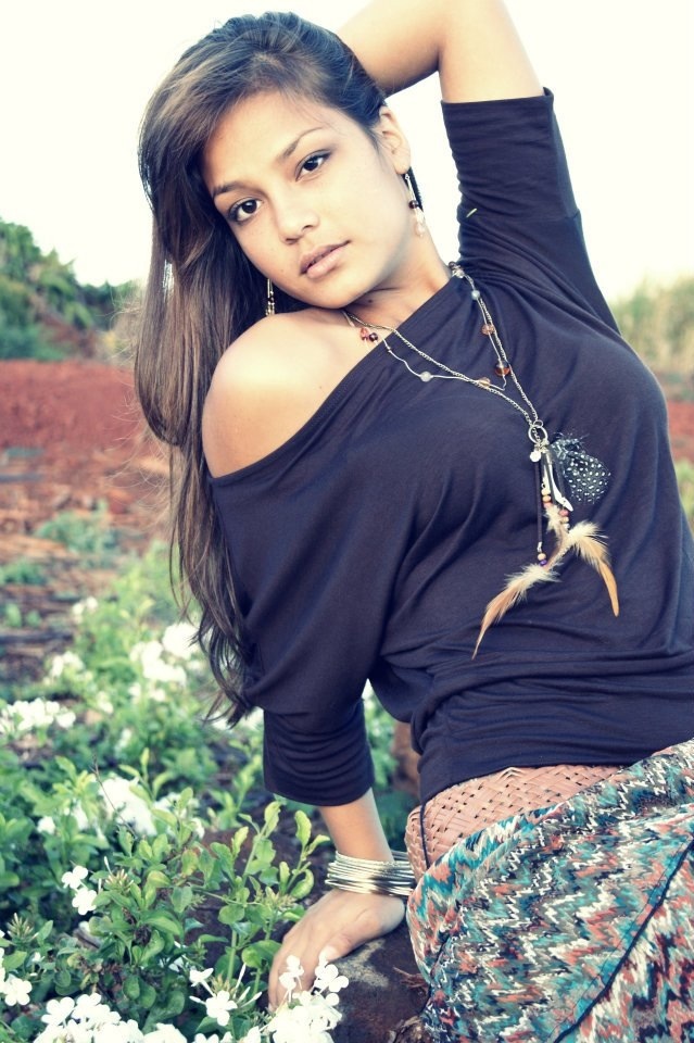 Female model photo shoot of ualani