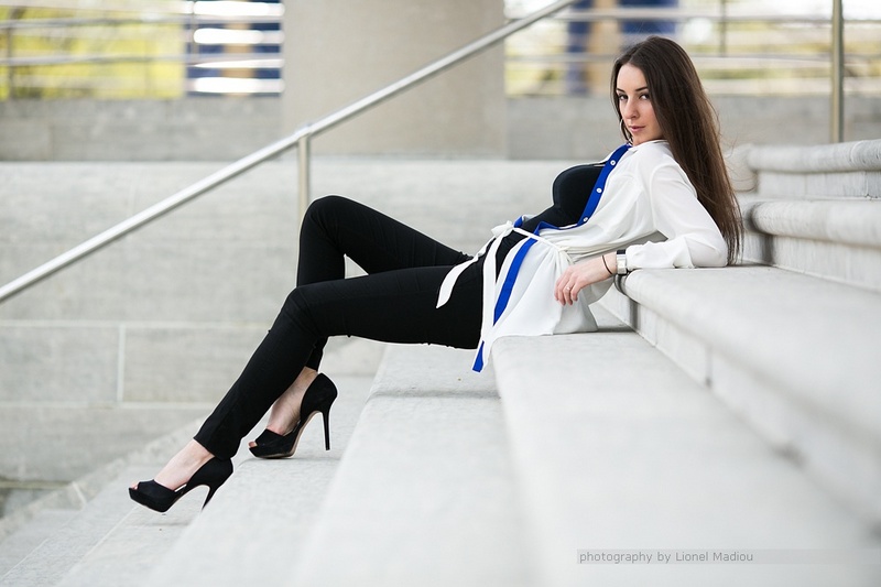 Female model photo shoot of Zhenia Eve