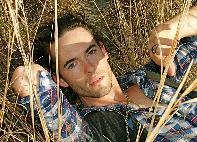 Male model photo shoot of Daniel Bourgoin