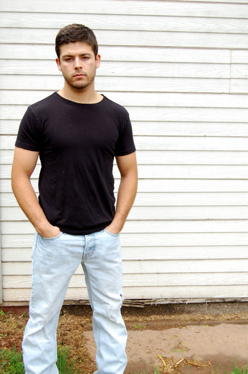 Male model photo shoot of Kaleb Hellums