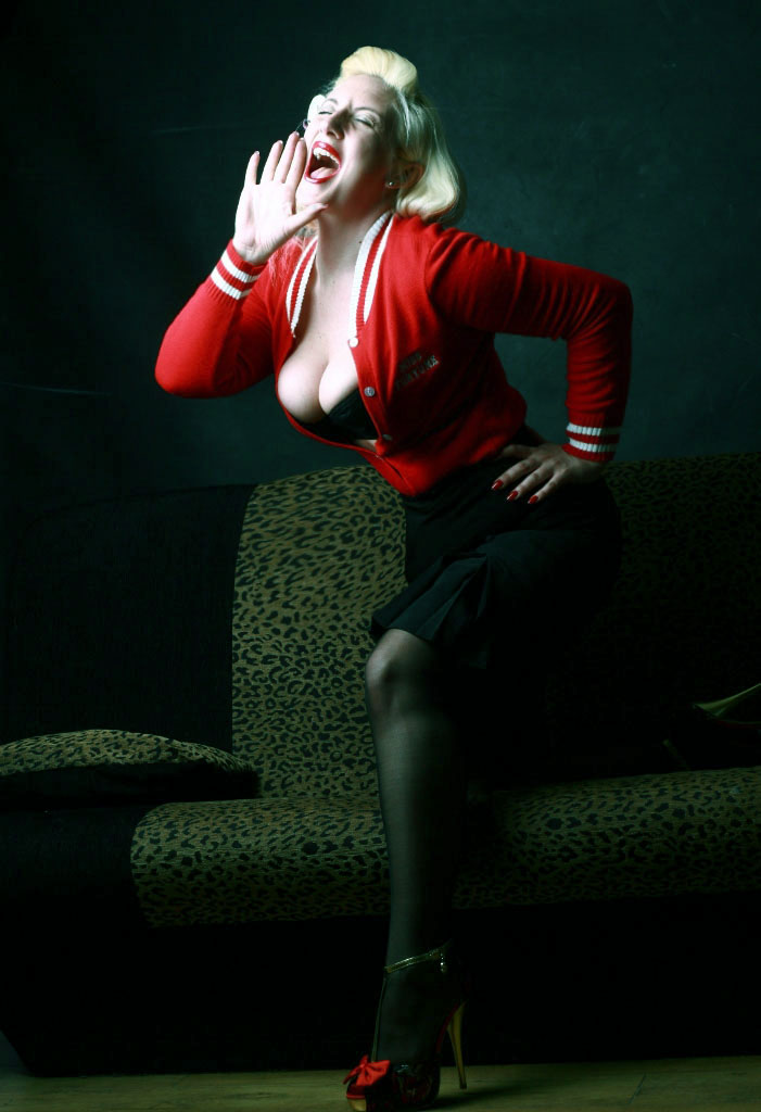 Female model photo shoot of jenny badeau