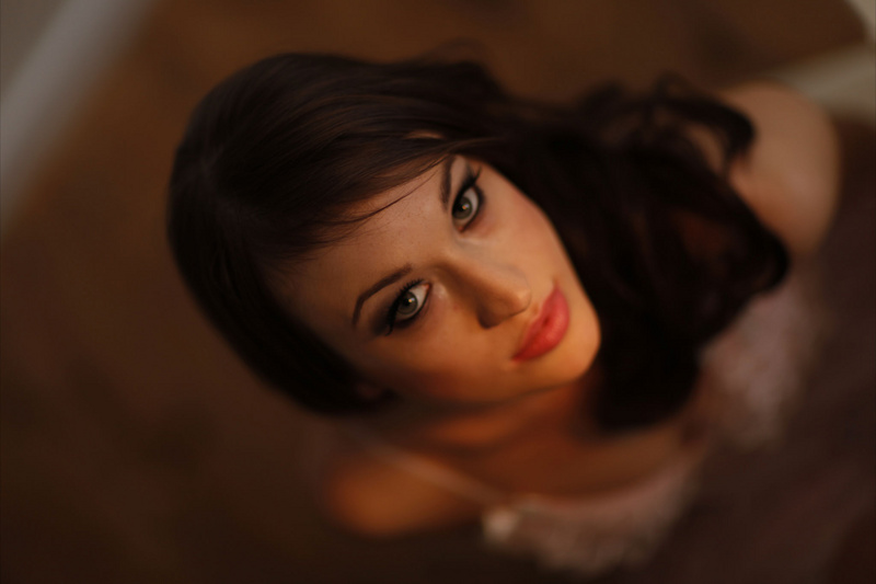 Female model photo shoot of Amy Leigh MUA