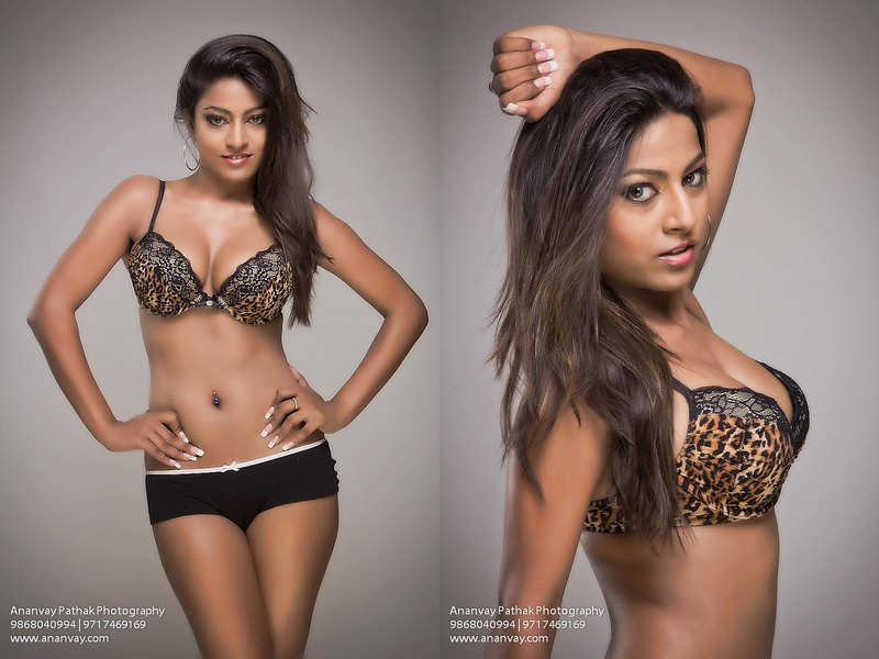 Female model photo shoot of Ritika Gulati