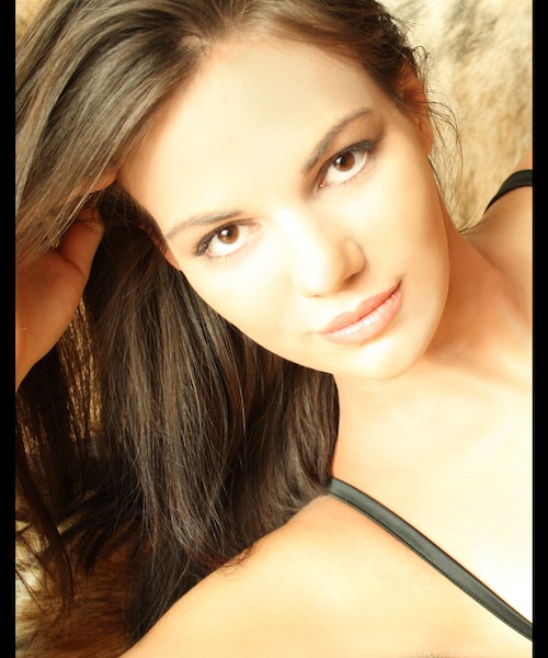 Female model photo shoot of KateKate512